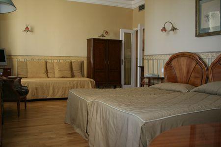 Hotel Aiglon Menton Room photo
